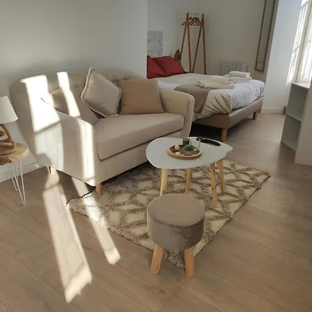 Apartament Manivi