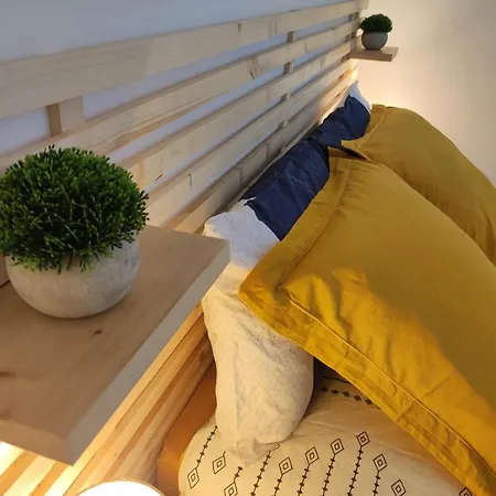 Manivi * בואפרו-אן-מוז'